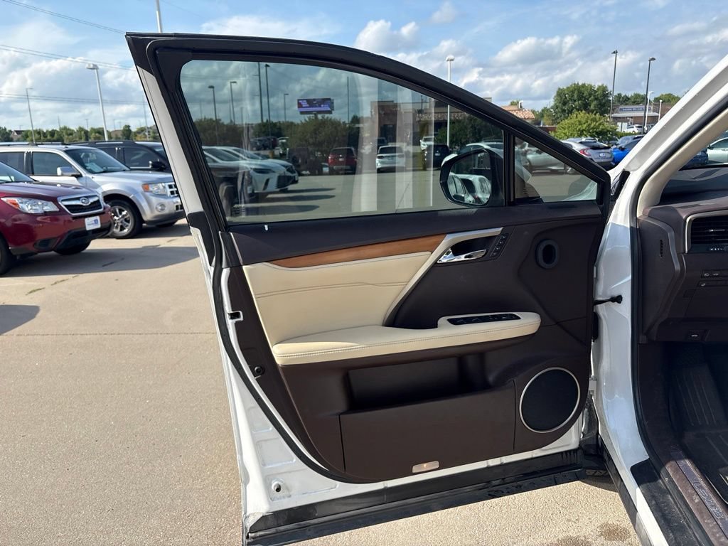 Used 2018 Lexus RX 450h AWD w/ Premium Package image 9