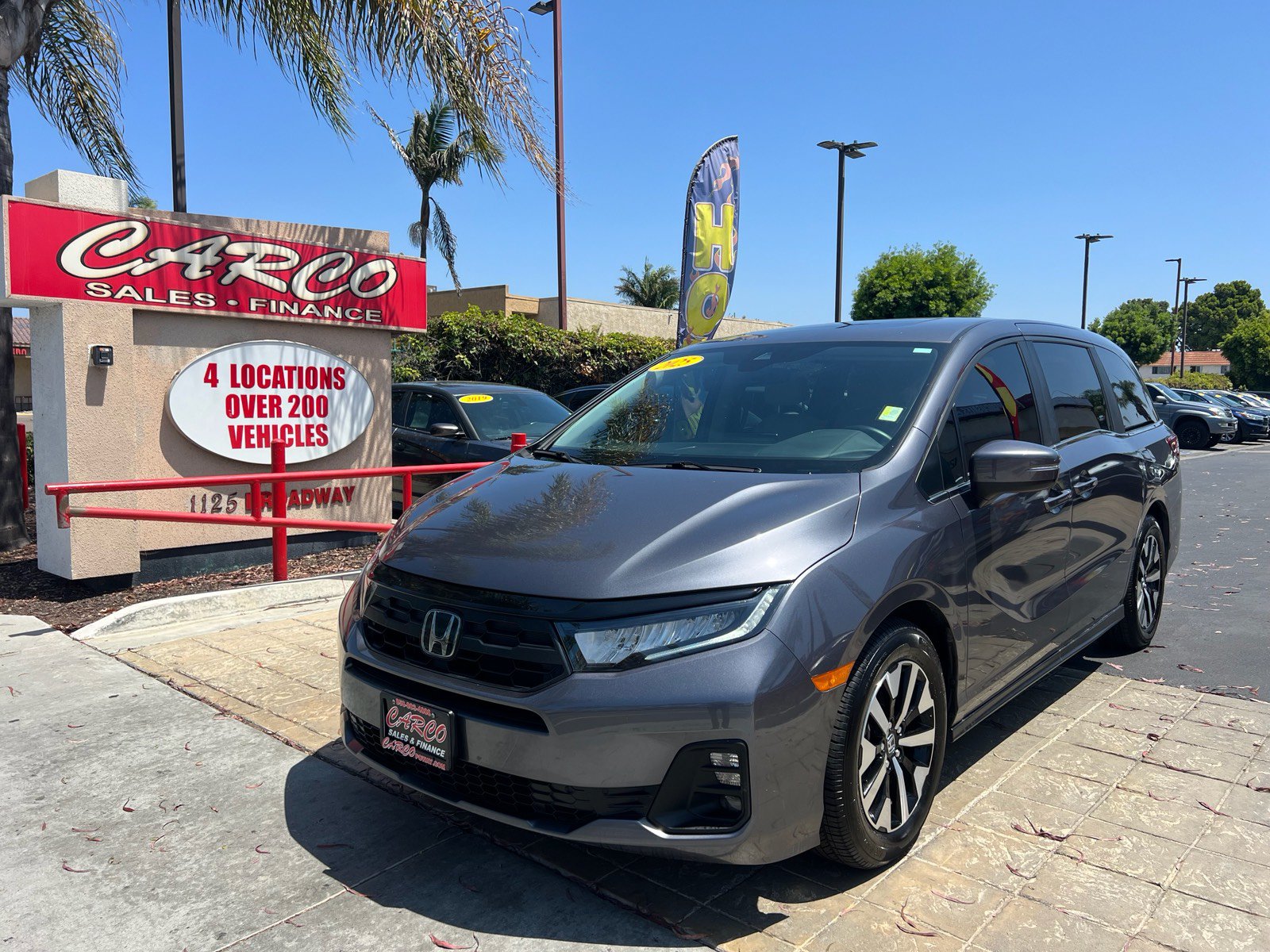 Used 2025 Honda Odyssey EX-L image 4