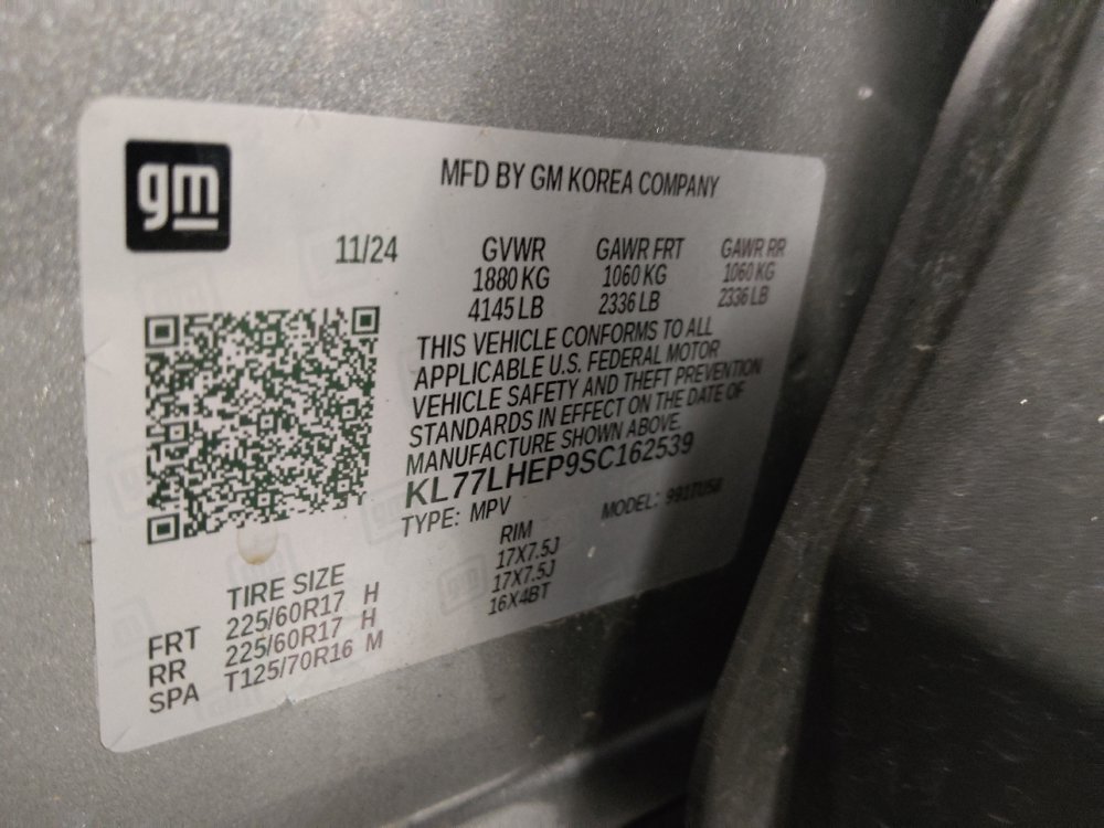 Used 2025 Chevrolet Trax LT FWD image 33