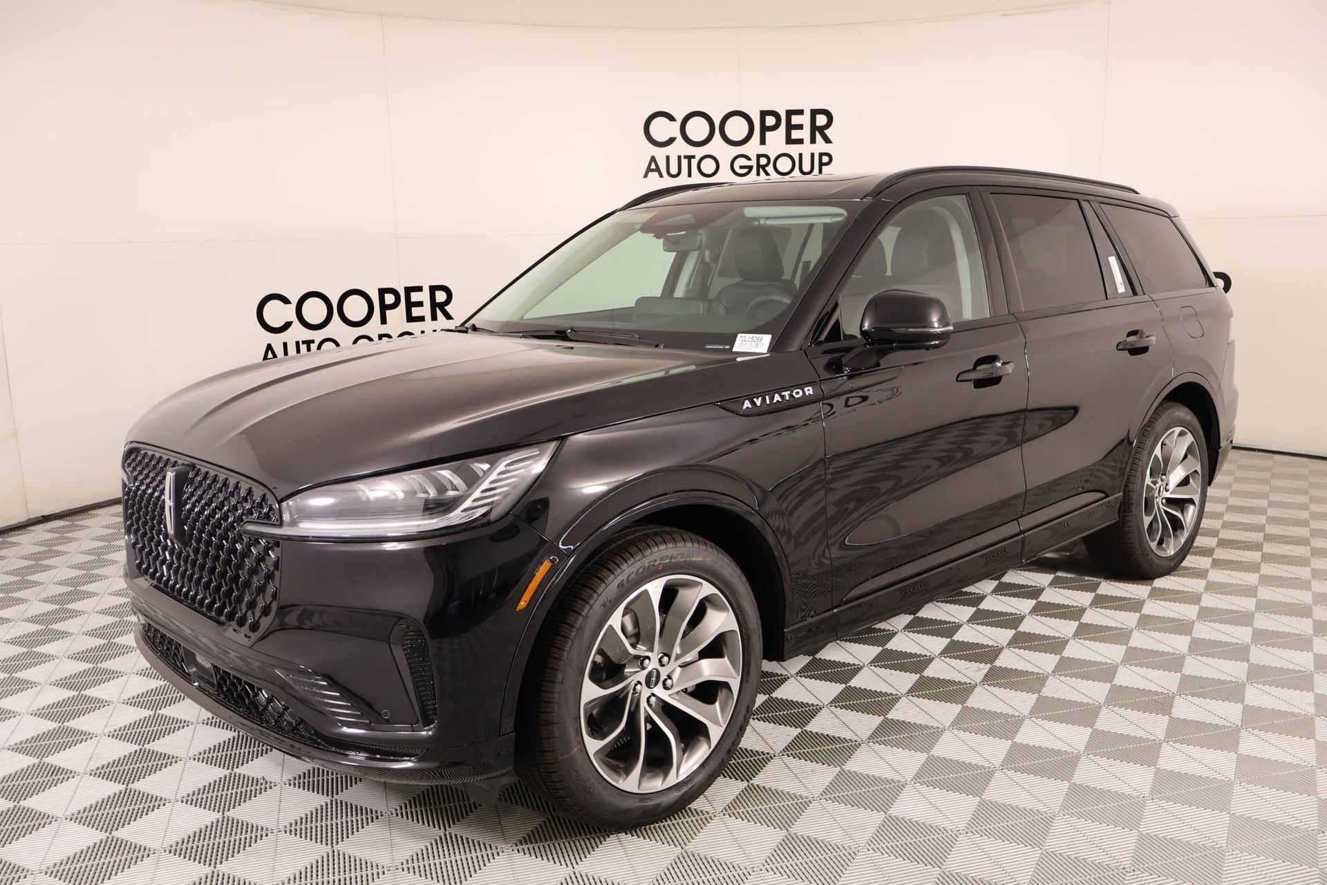 New 2026 Lincoln Aviator AWD image 10