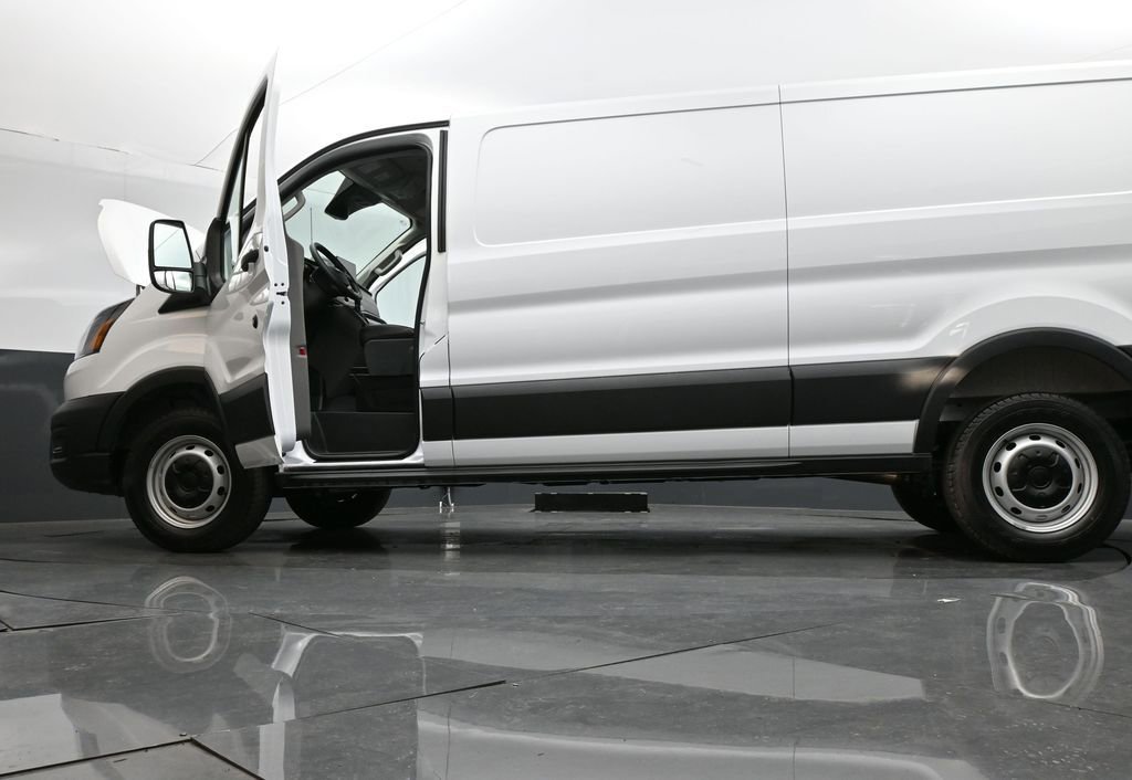New 2026 Ford Transit 250 Low Roof image 28