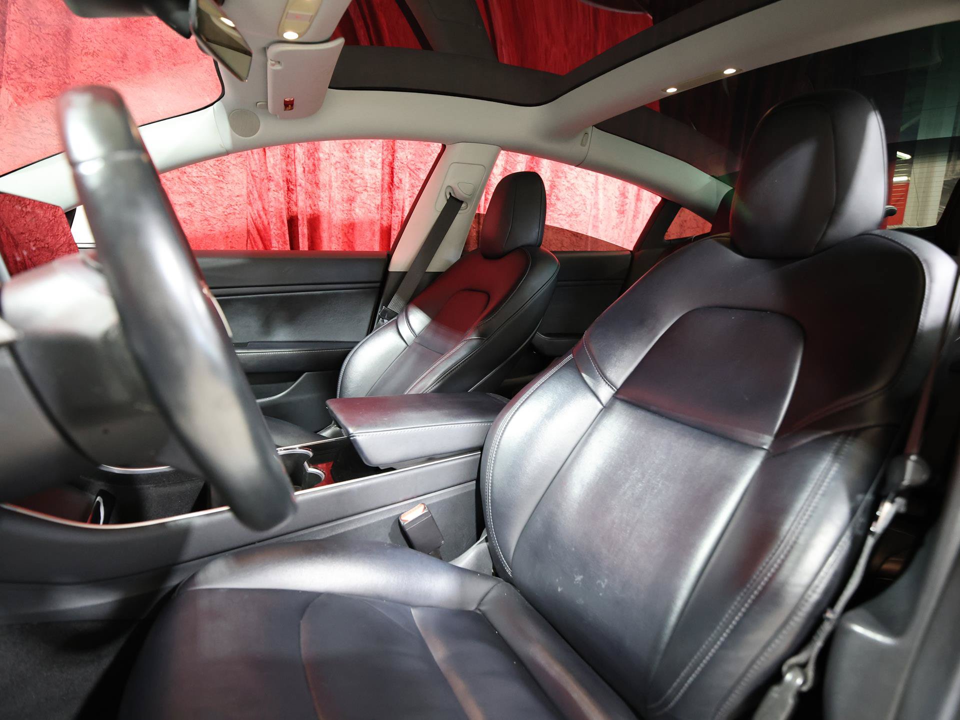 Used 2018 Tesla Model 3 Mid Range RWD image 13