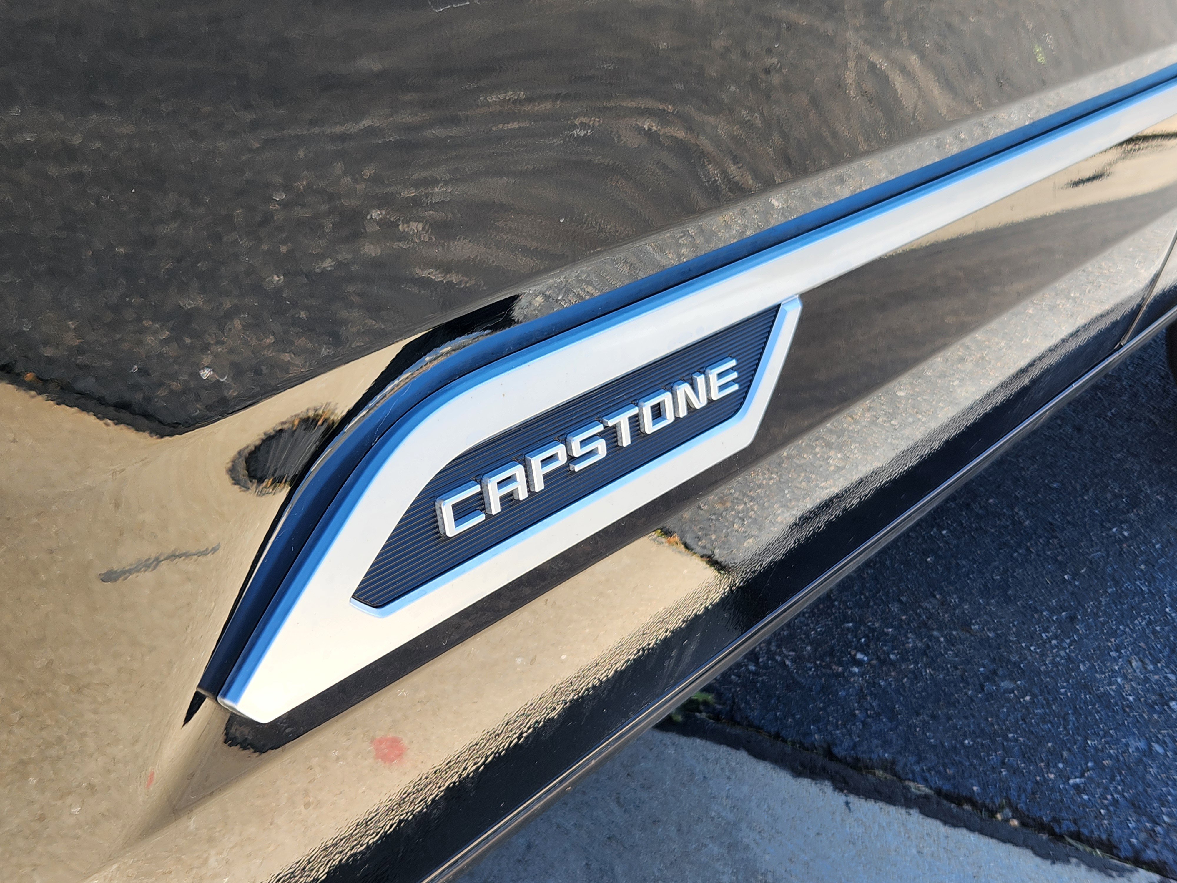 Used 2025 Toyota Sequoia Capstone image 30