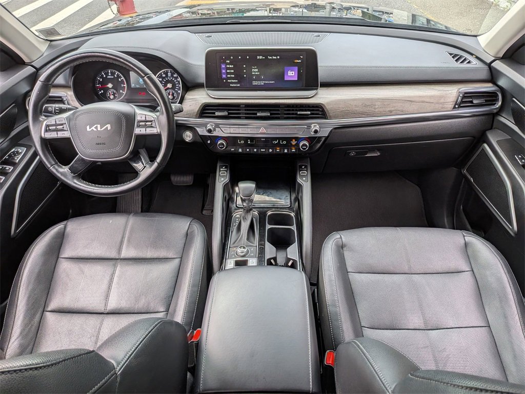 Certified 2022 Kia Telluride EX image 21