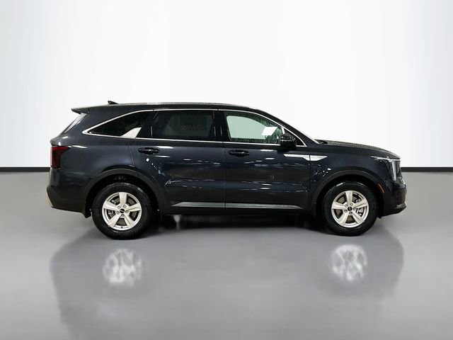 New 2026 Kia Sorento LX image 8