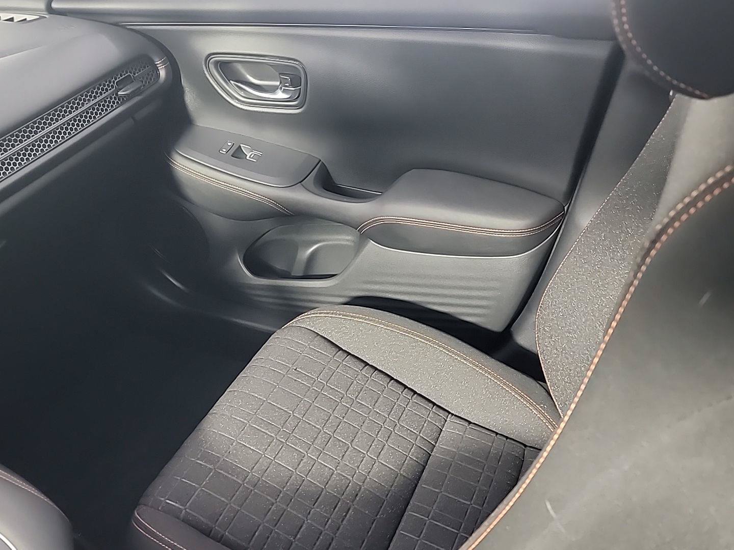 Certified 2024 Honda HR-V Sport image 21