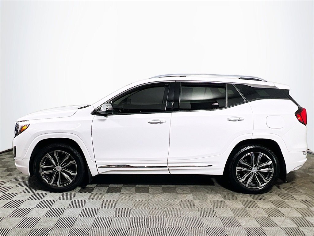 Used 2020 GMC Terrain Denali w/ Denali Premium Package image 5