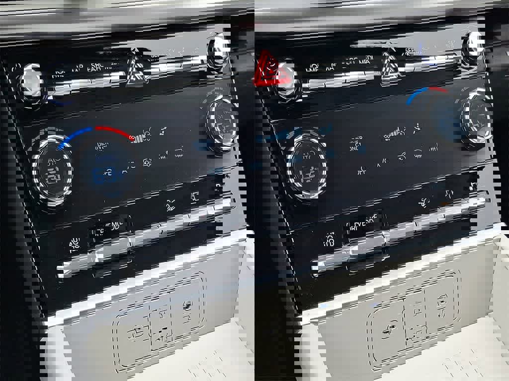 New 2026 Hyundai Santa Fe SE image 14