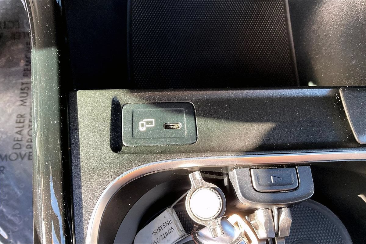 Used 2023 Mercedes-Benz CLA 250 image 27