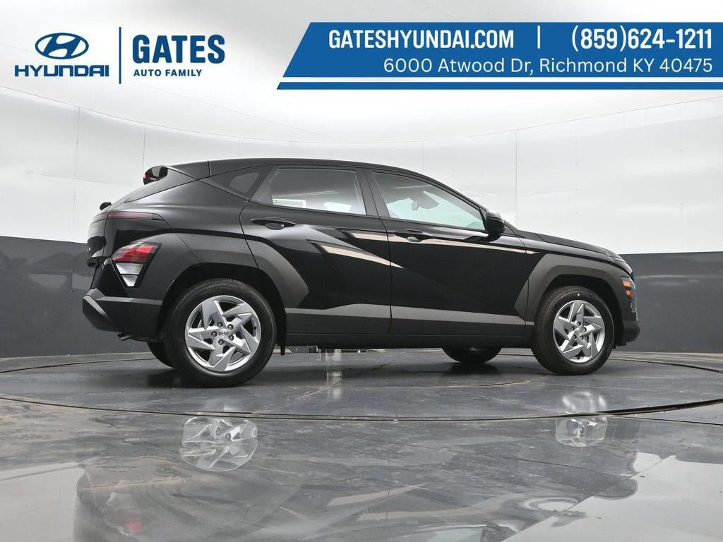 New 2027 Hyundai Kona SE FWD image 36