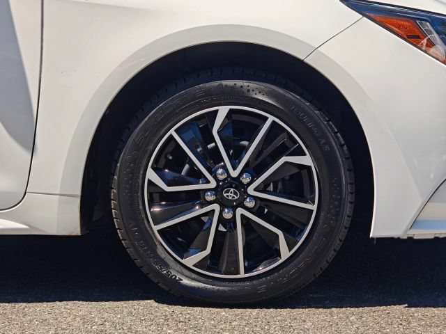Used 2020 Toyota Corolla LE FWD image 45
