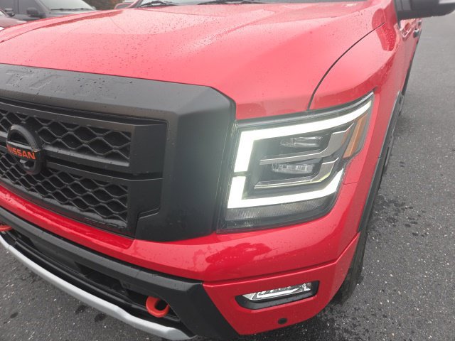 Used 2021 Nissan Titan PRO-4X w/ Pro-4x Convenience Package AWD/4WD image 26