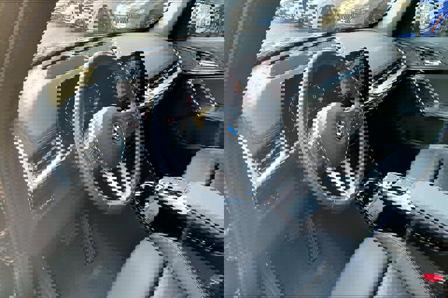 Certified 2024 BMW X1 xDrive28i image 18