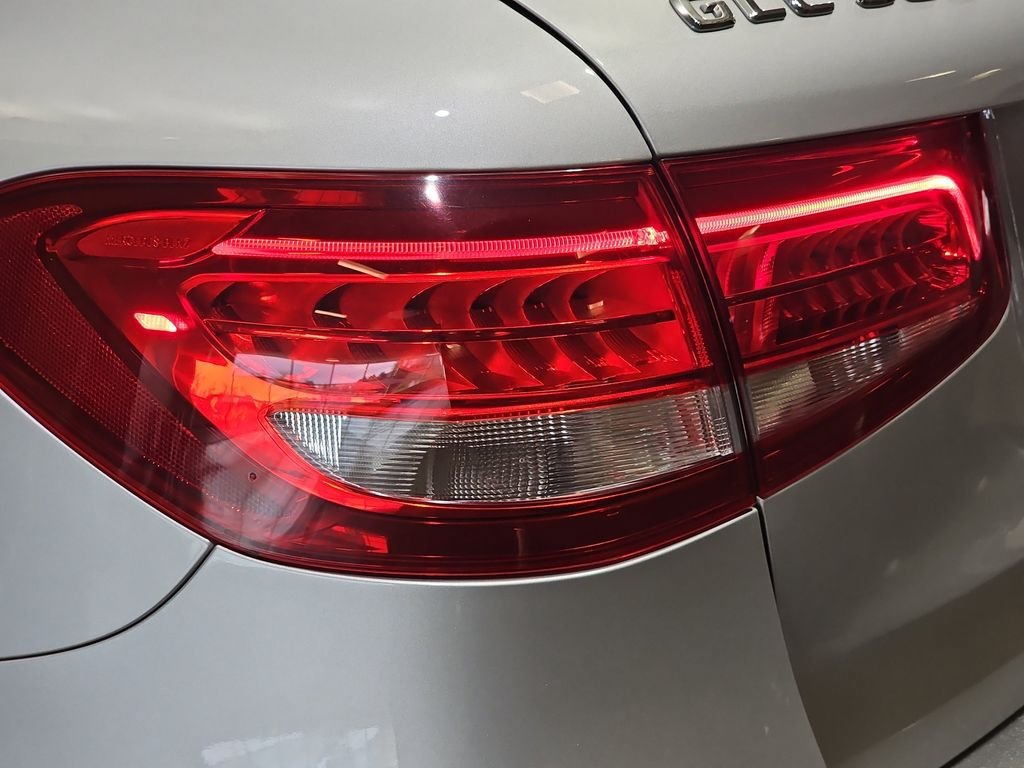 Used 2016 Mercedes-Benz GLC 300 4MATIC image 37