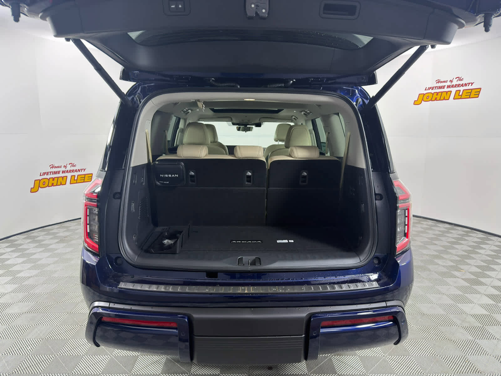 New 2026 Nissan Armada Platinum image 5