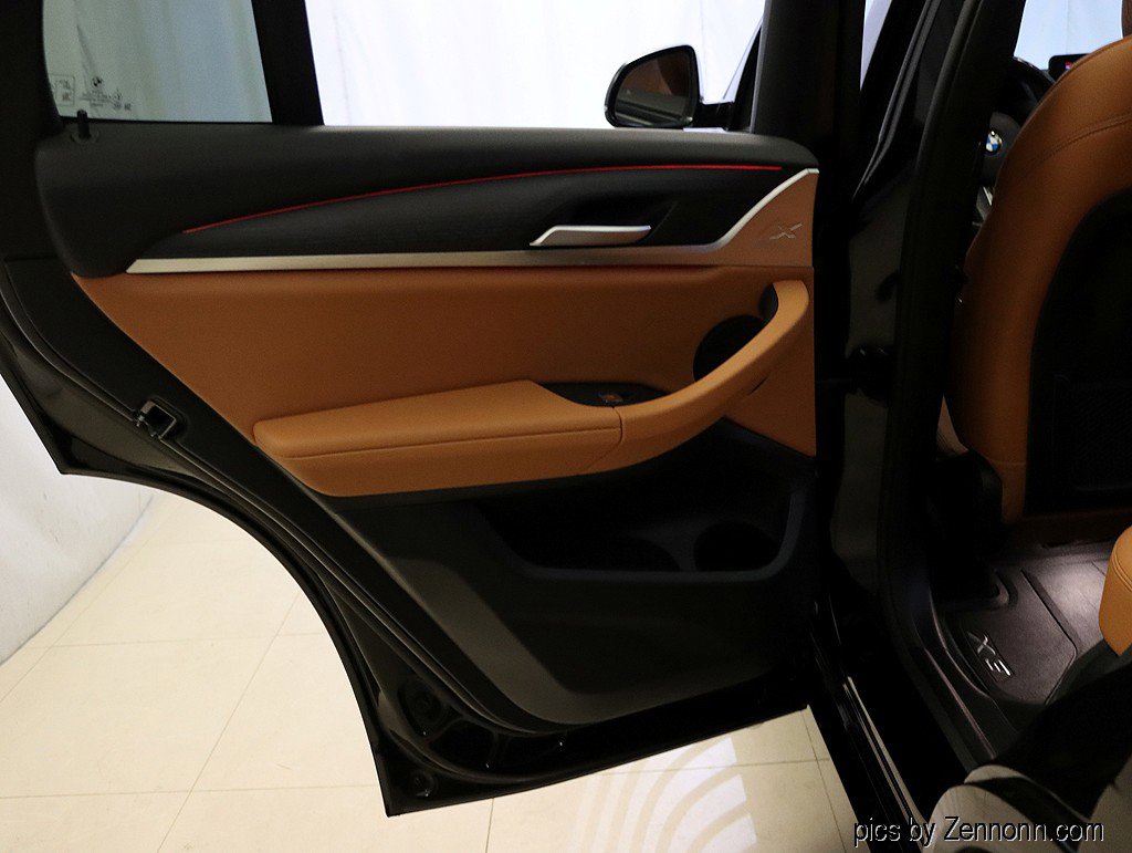 Certified 2024 BMW X3 xDrive30i w/ Premium Package image 27