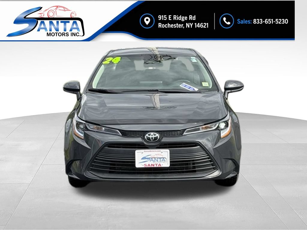 Used 2024 Toyota Corolla LE FWD image 2
