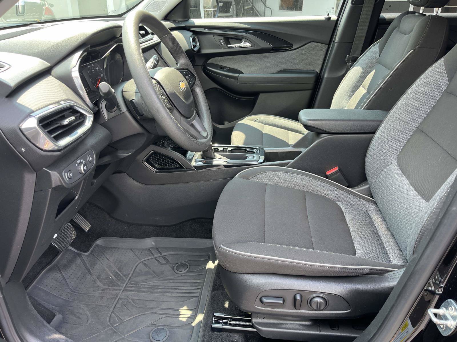Certified 2023 Chevrolet TrailBlazer LT FWD image 13
