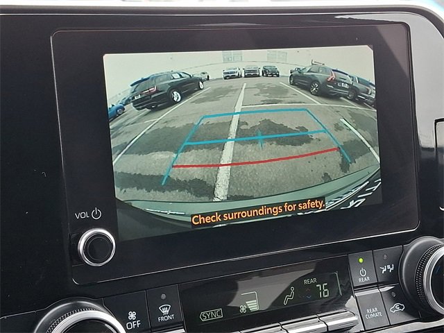 Certified 2023 Toyota Highlander LE image 18