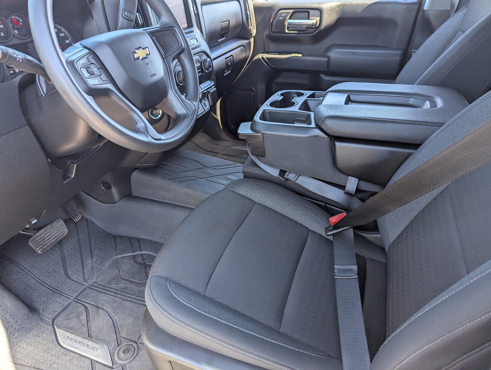 Certified 2024 Chevrolet Silverado 1500 Custom image 24