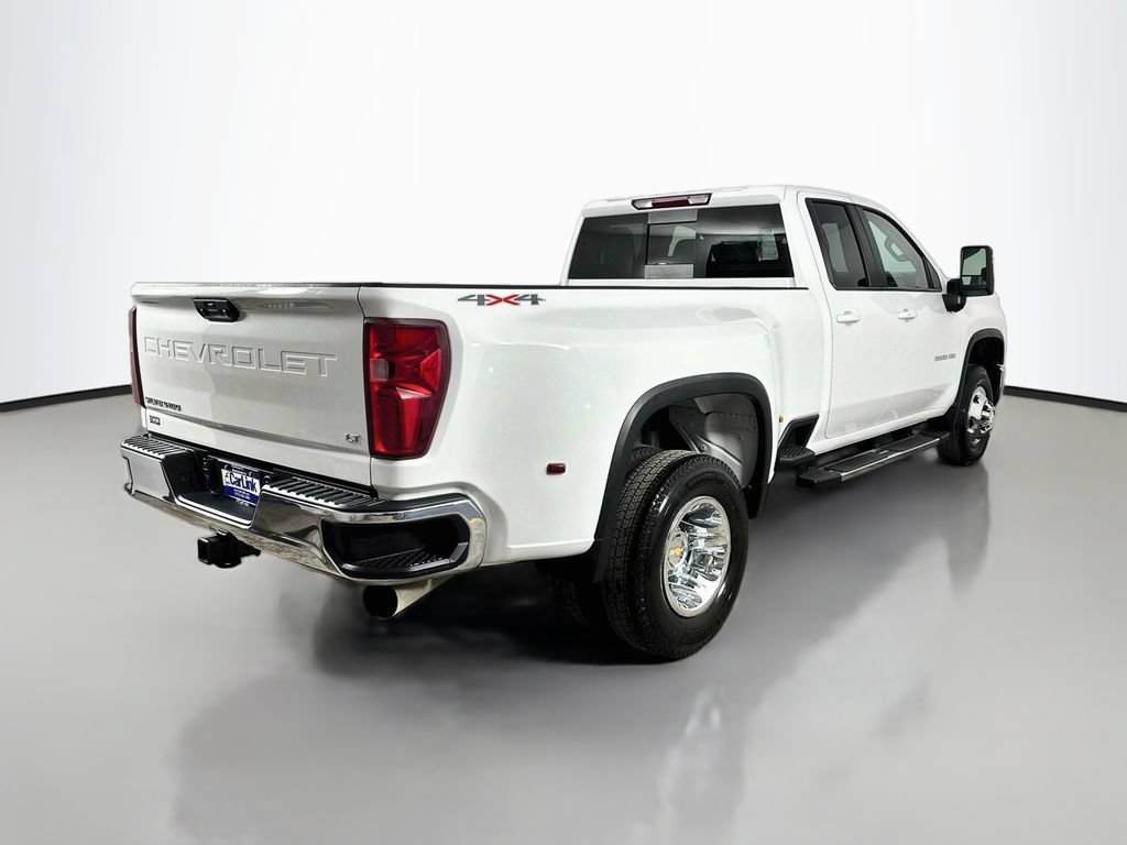Used 2025 Chevrolet Silverado 3500 LT AWD/4WD image 8