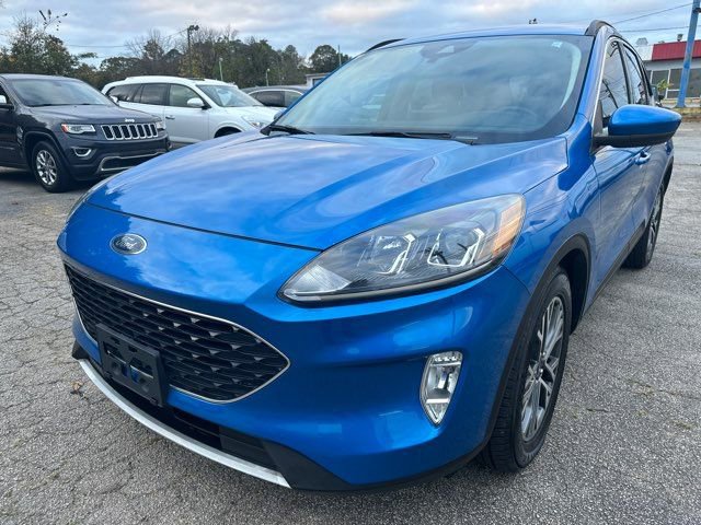 Used 2020 Ford Escape SEL image 3