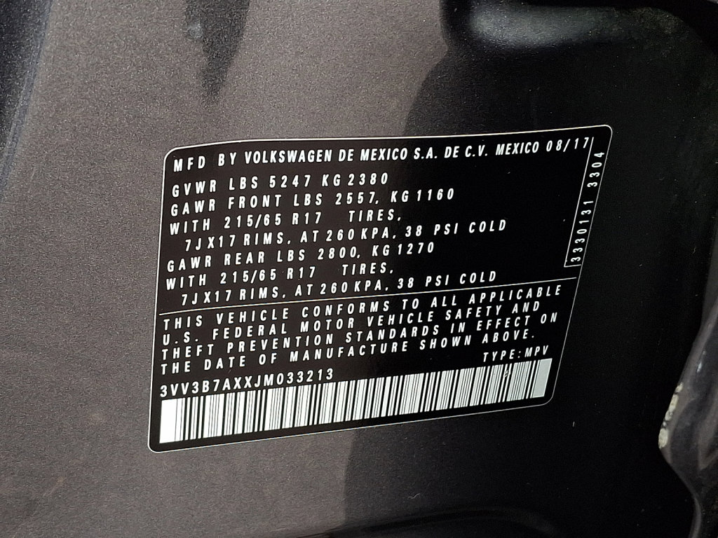 Used 2018 Volkswagen Tiguan SE w/ Front Fog Lights Package image 28