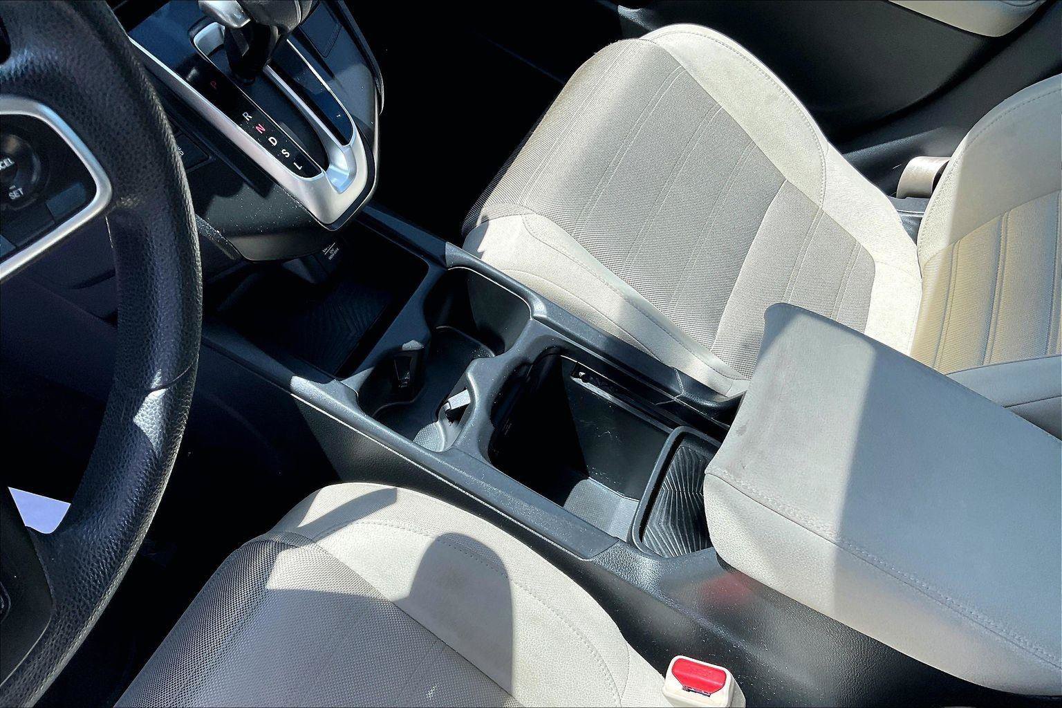 Used 2019 Honda CR-V LX image 14