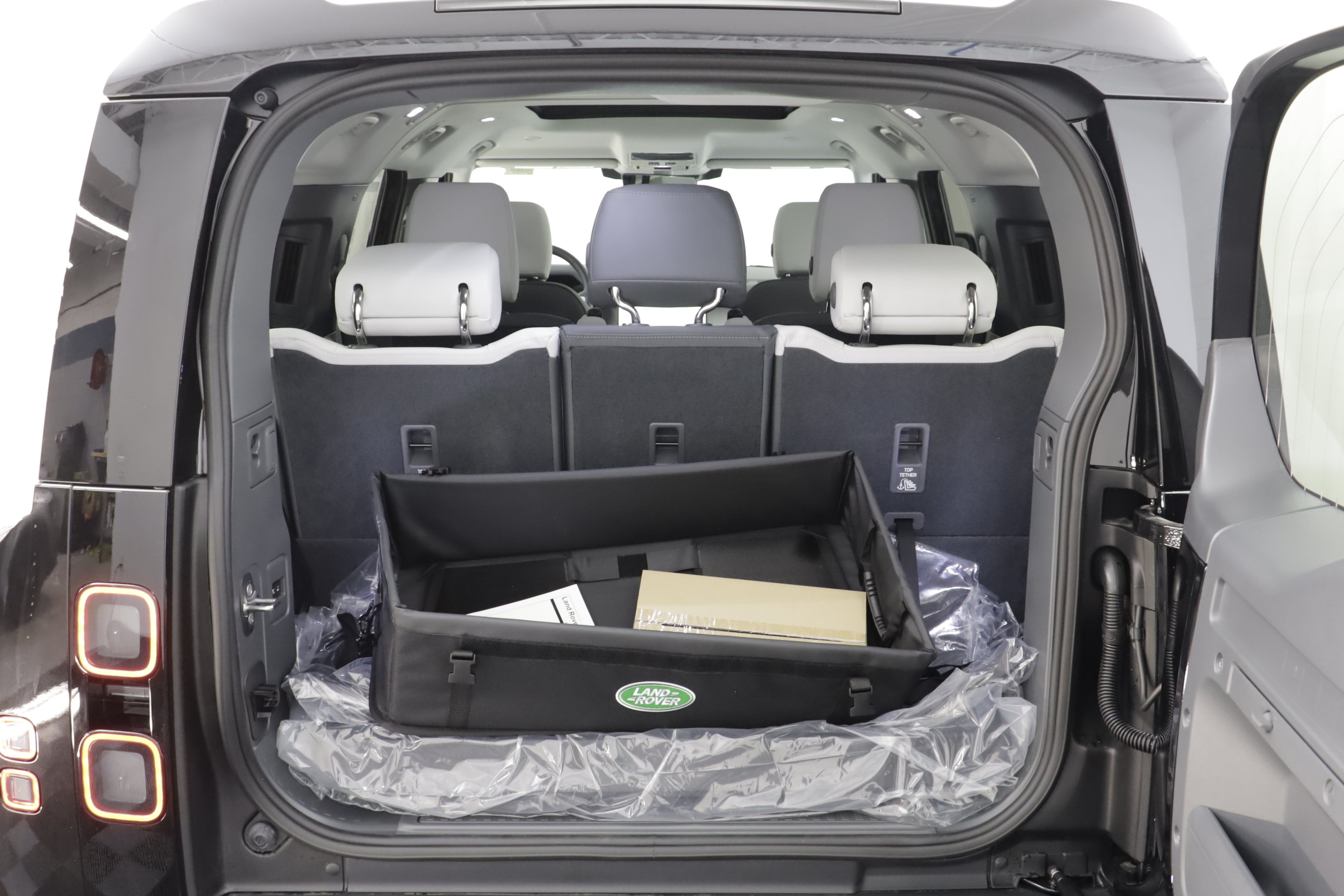 New 2026 Land Rover Defender 130 S AWD/4WD image 23