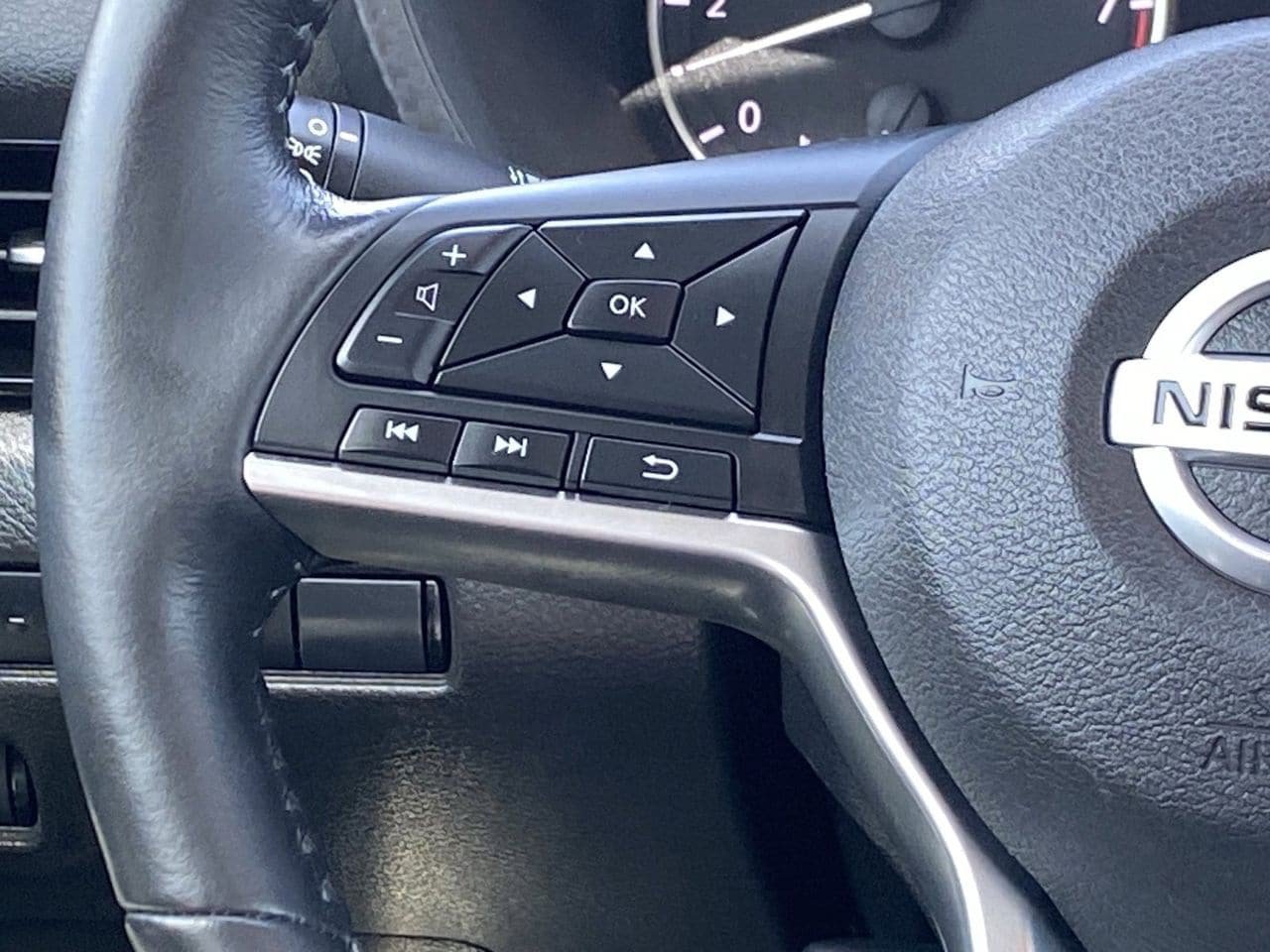 Certified 2023 Nissan Sentra SV w/ All-Weather Package FWD image 25