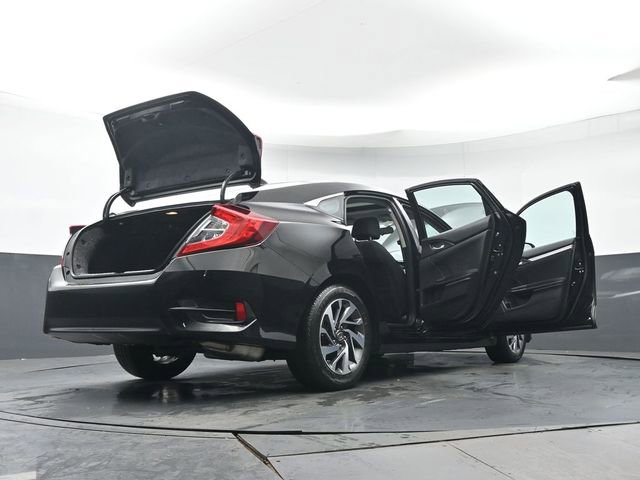 Used 2018 Honda Civic EX image 46