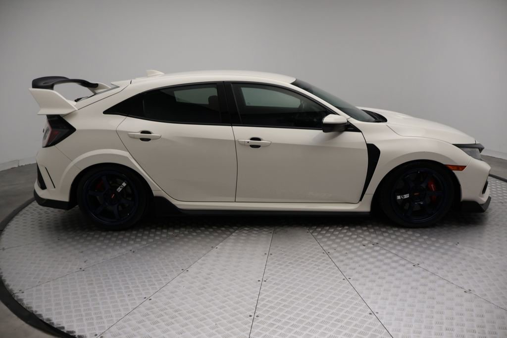 Used 2018 Honda Civic Type R image 7
