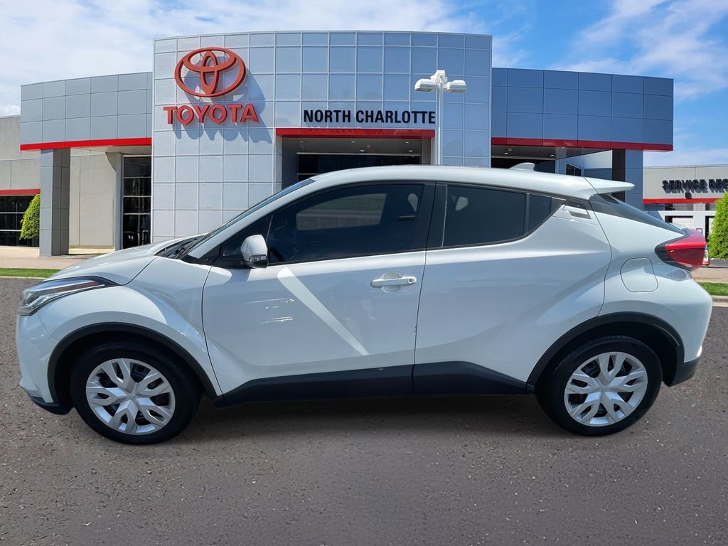 Used 2021 Toyota C-HR LE image 5