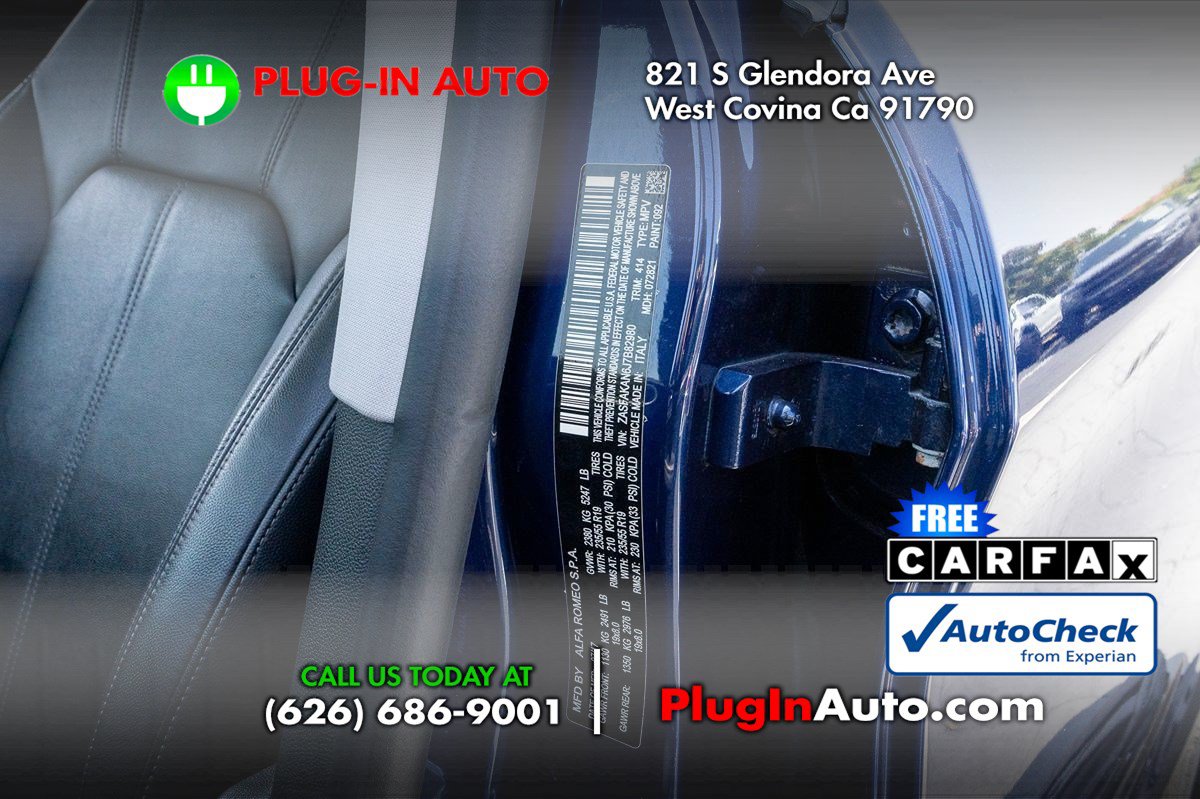 Used 2018 Alfa Romeo Stelvio AWD image 10