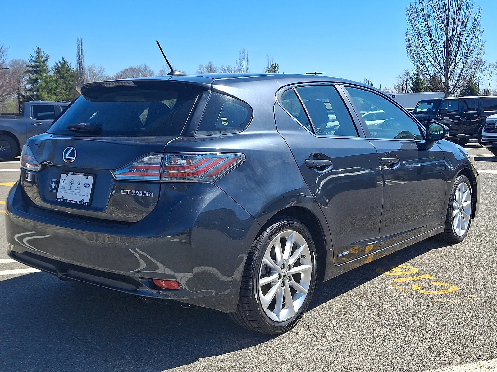 Used 2011 Lexus CT 200h Premium w/ Premium Audio Pkg image 6
