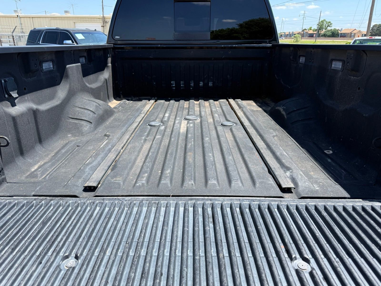 Used 2016 Nissan Titan SL AWD/4WD image 10
