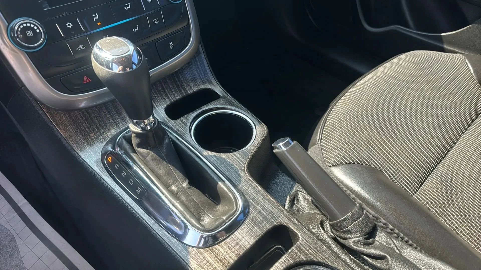 Used 2014 Chevrolet Malibu LT w/ Power Convenience Package image 20