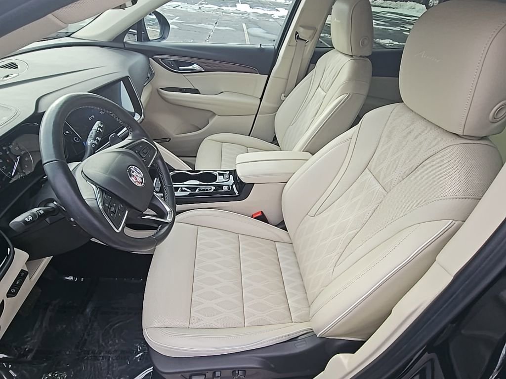 Used 2022 Buick Envision Avenir w/ Technology Package II image 13