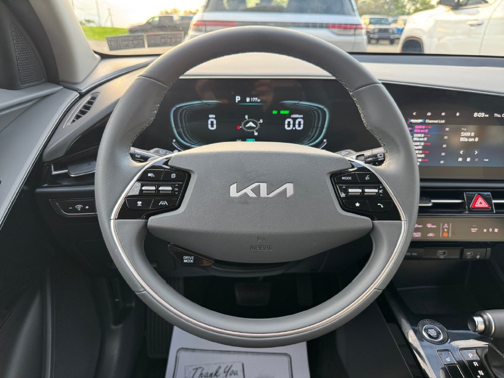 Used 2024 Kia Niro EX FWD image 15