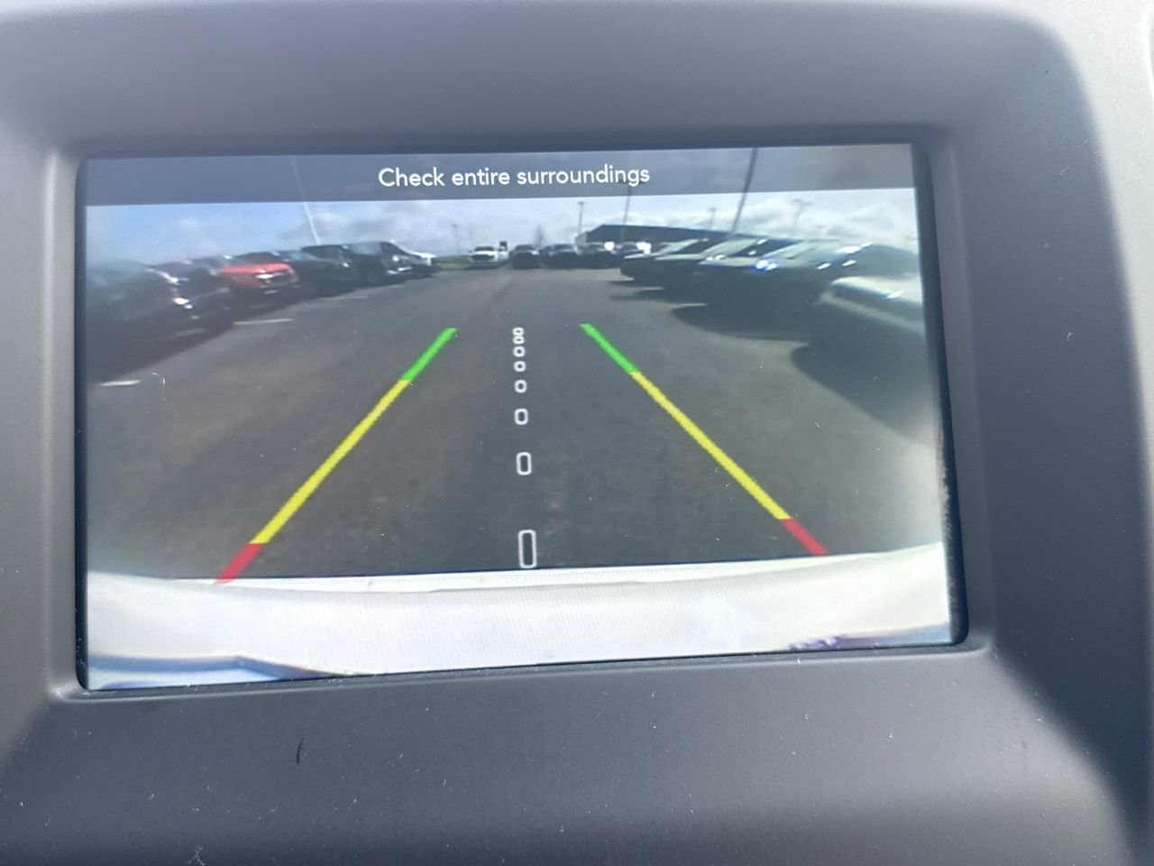 Used 2019 Jeep Compass Latitude AWD/4WD image 17