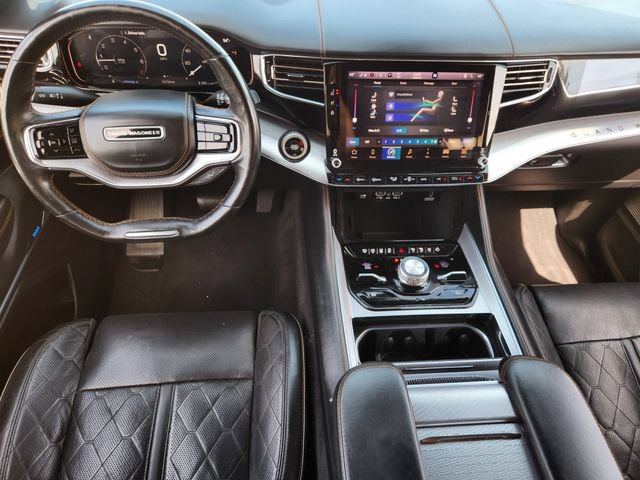 Used 2022 Jeep Grand Wagoneer Series III AWD/4WD image 31