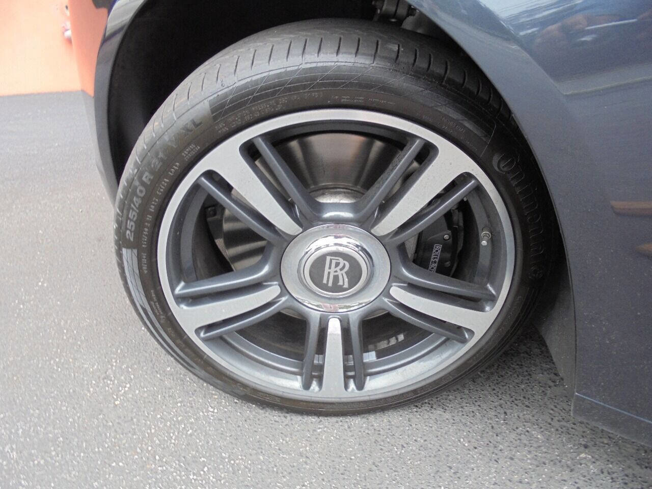 Used 2011 Rolls-Royce Ghost image 35