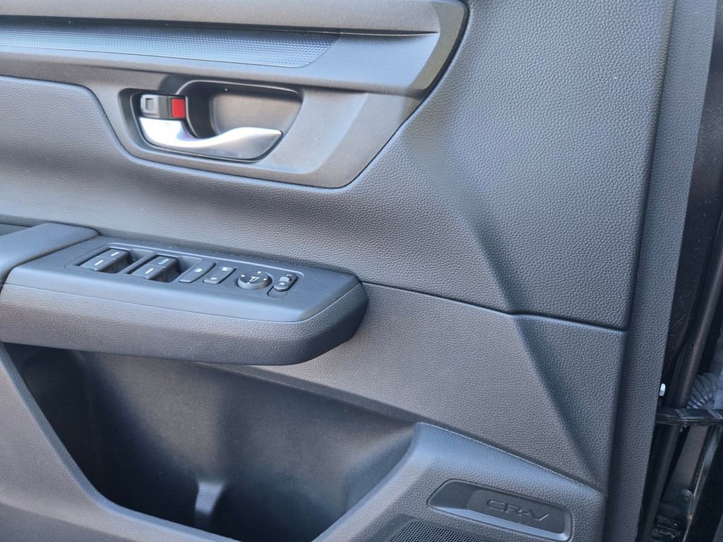 Used 2023 Honda CR-V LX image 14