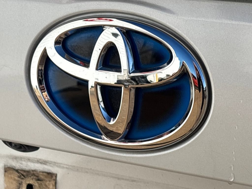 Used 2020 Toyota RAV4 XSE image 33