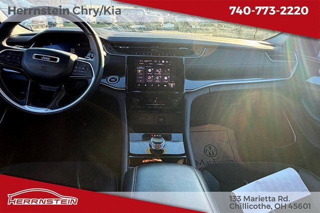 Used 2022 Jeep Grand Cherokee Altitude image 6