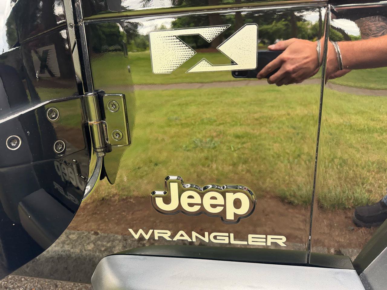 Used 2004 Jeep Wrangler X w/ Wheel Plus Group AWD/4WD image 25