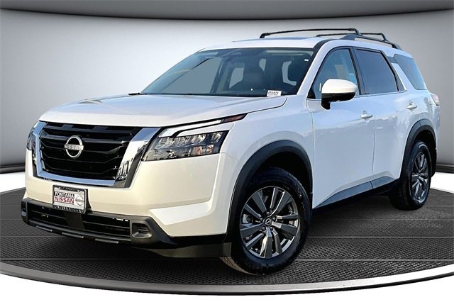 New 2025 Nissan Pathfinder SV image 2