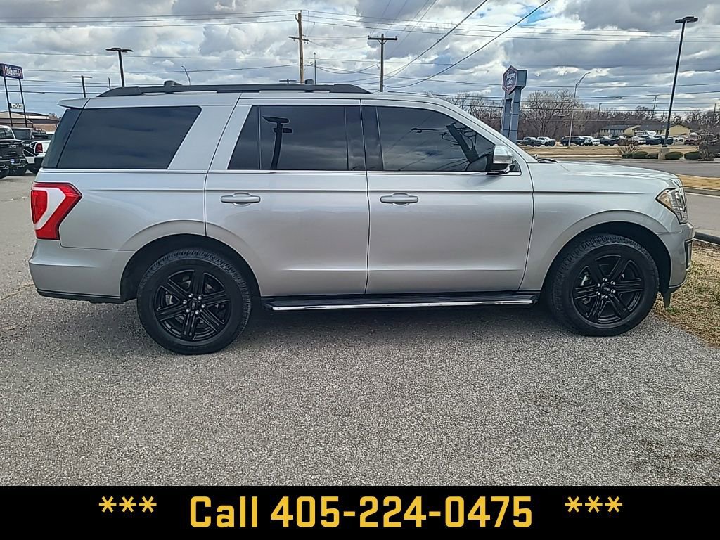 Used 2021 Ford Expedition XLT image 13