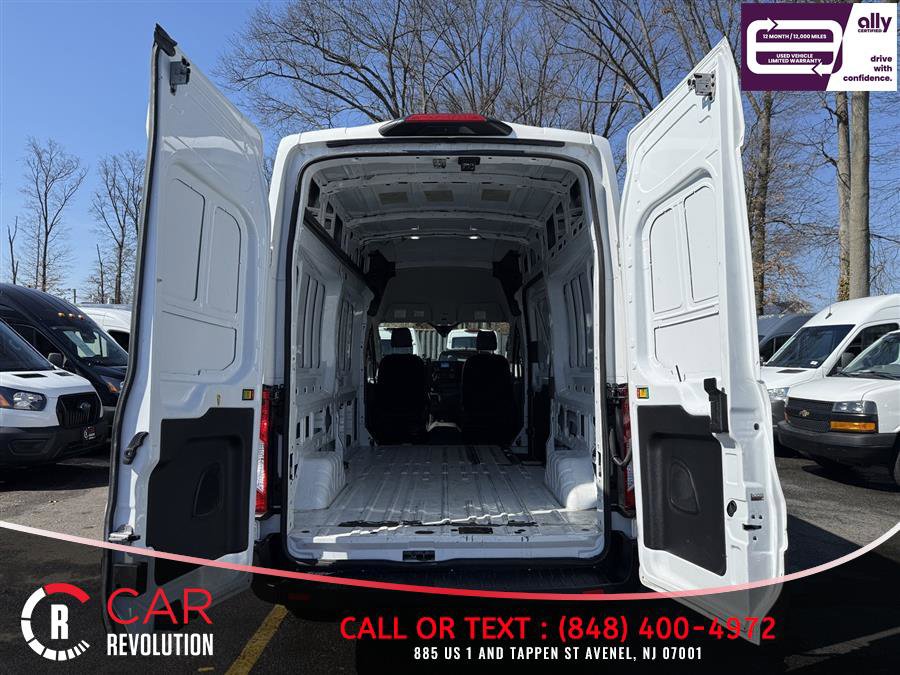 Used 2024 Ford Transit 250 148 High Roof RWD image 6