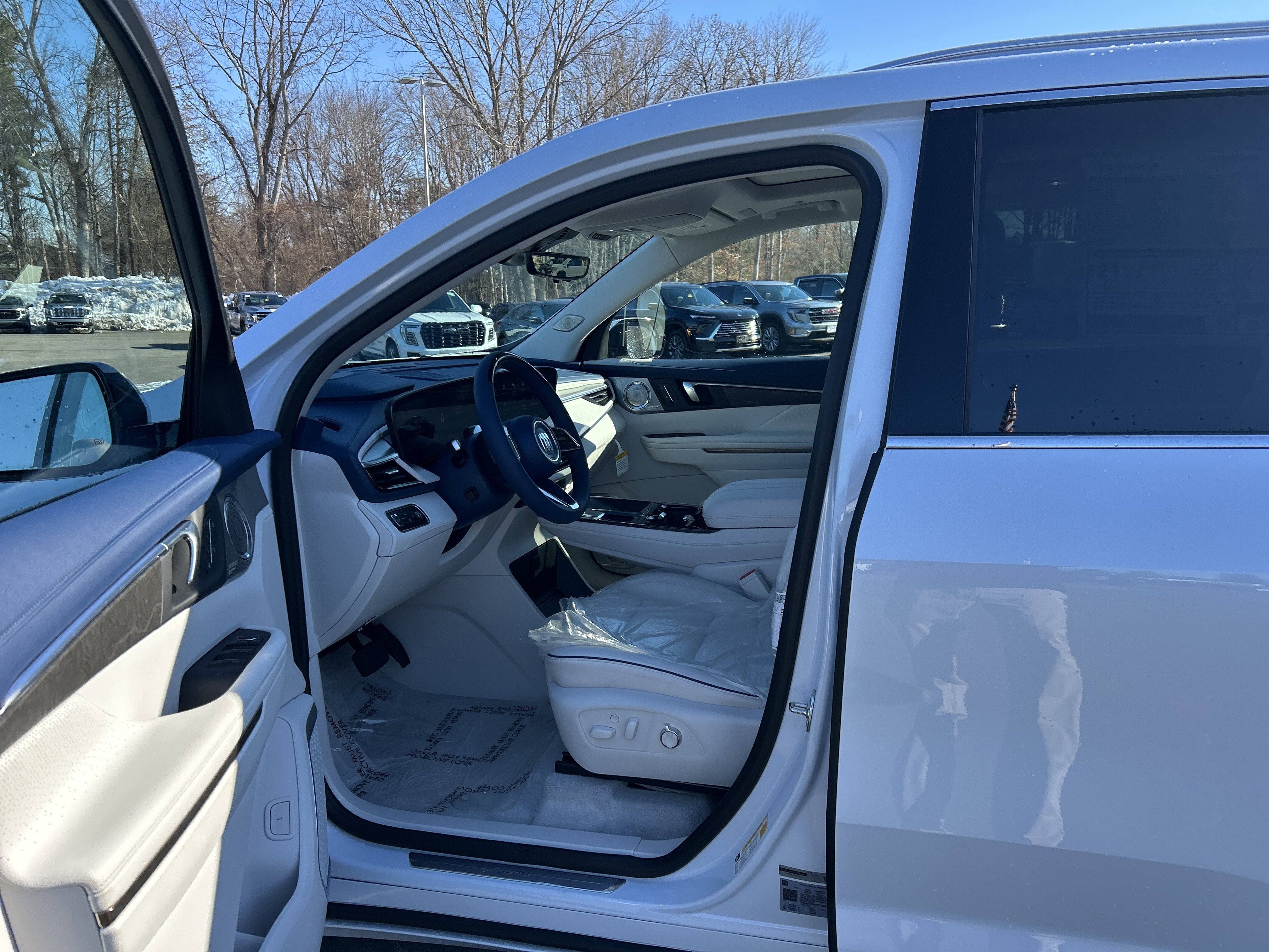 New 2026 Buick Enclave Avenir w/ Super Cruise Package image 9